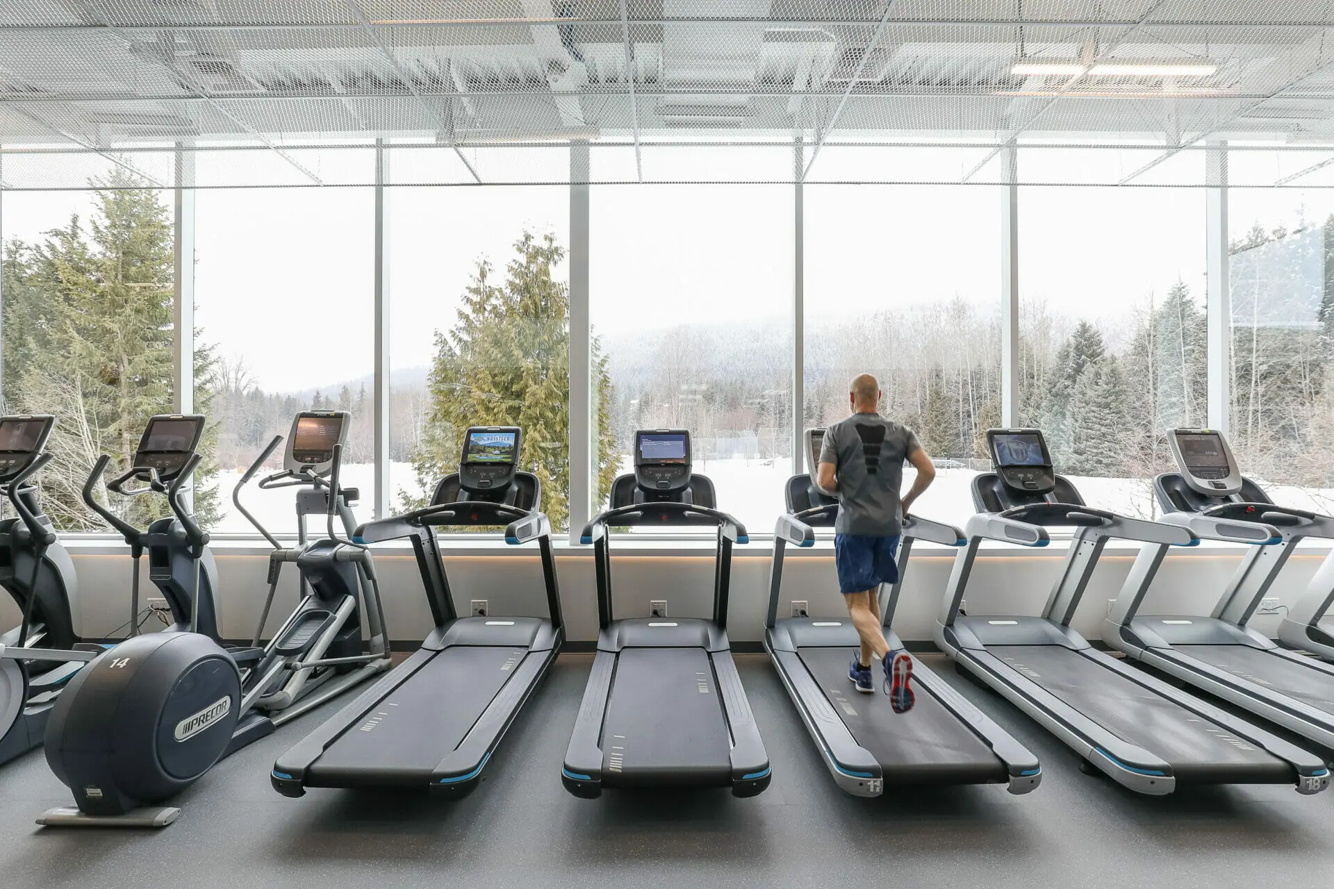 https://www.whistler.ca/wp-content/uploads/2023/03/Expanded-fitness-centre-cardio-area-image-by-Coast-Mountain-Photography.jpg.webp